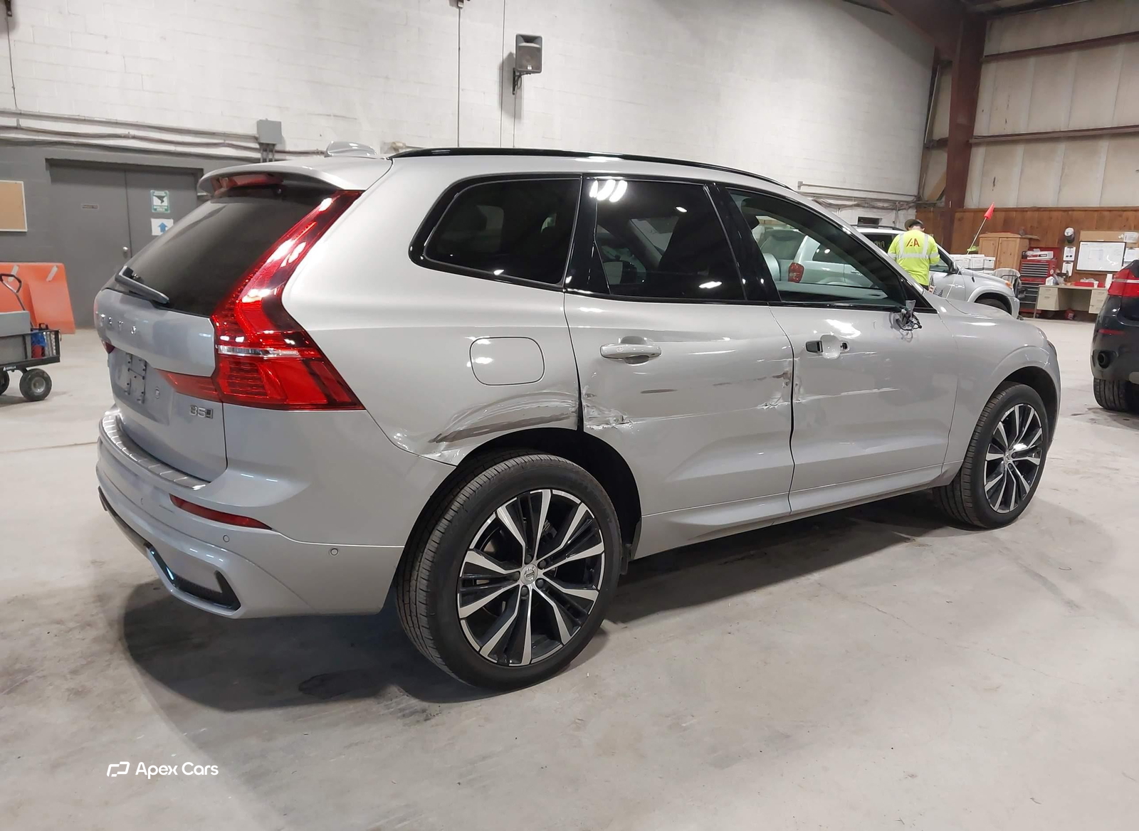 Volvo XC60 2025
