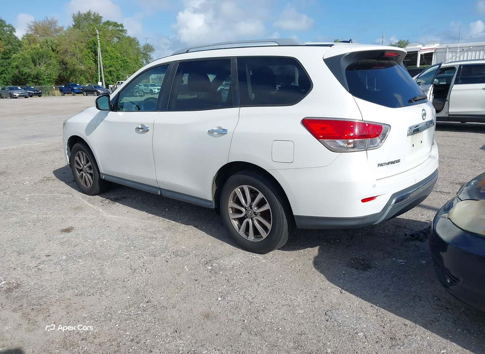Nissan Pathfinder 2014