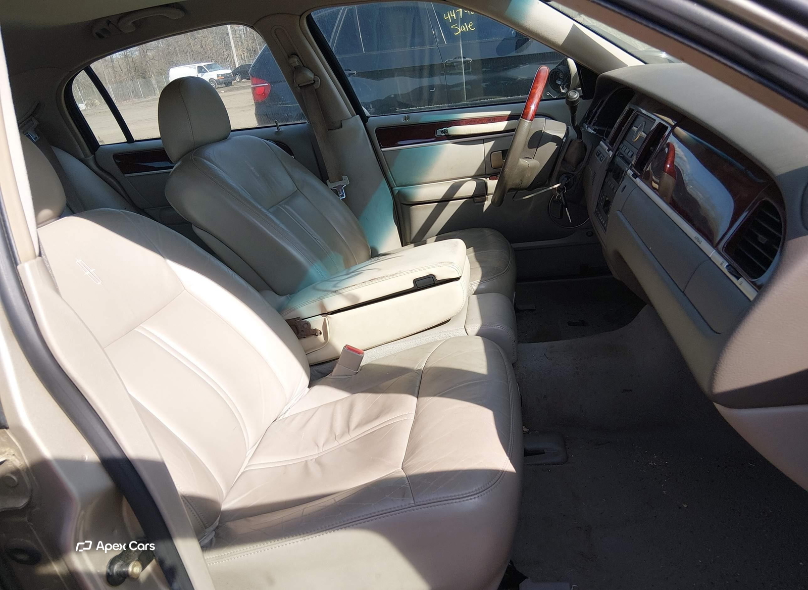 Lincoln Town Car 2005