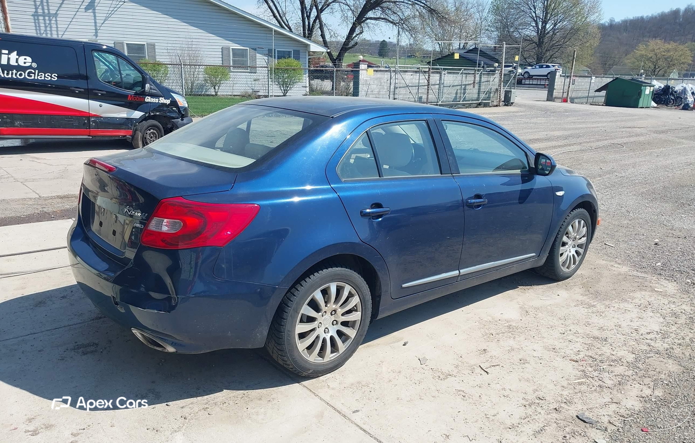 Suzuki Kizashi 2013