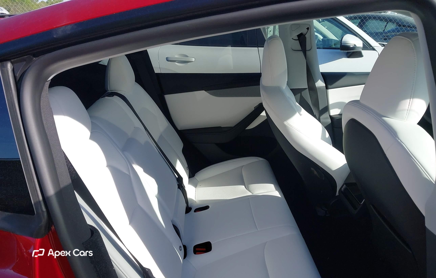 Tesla Model Y 2026