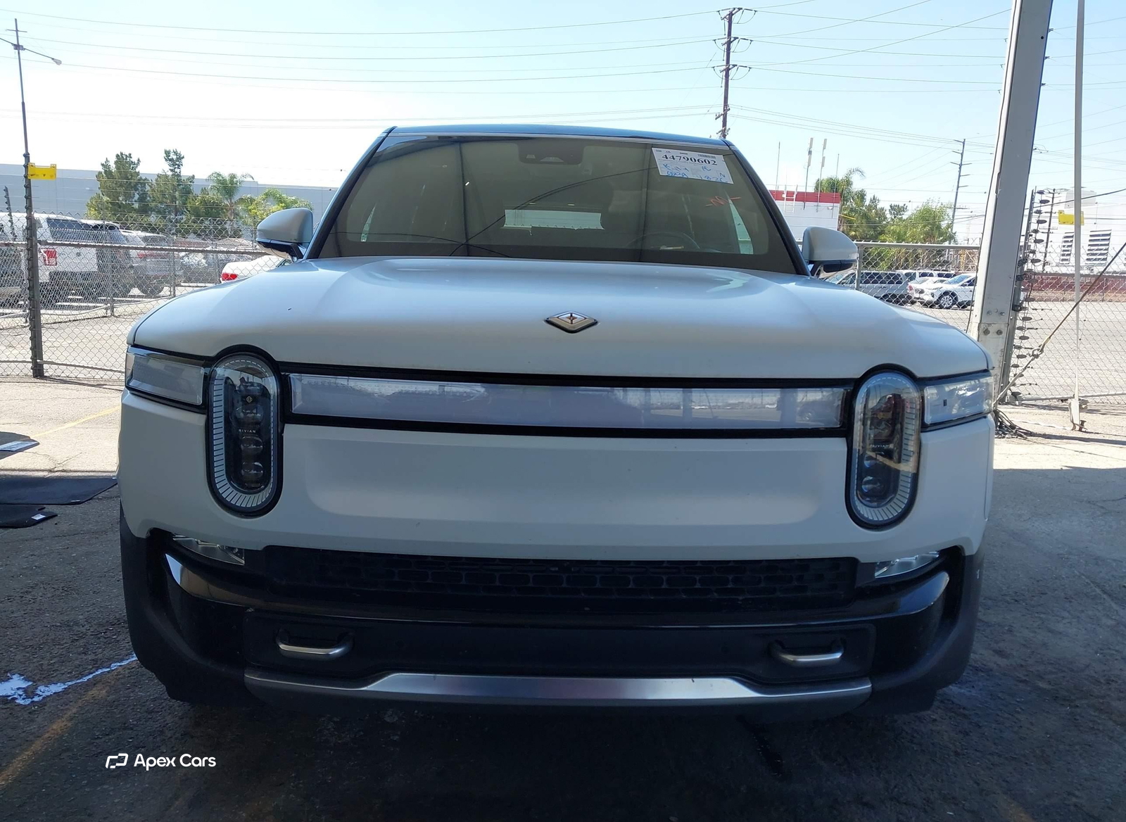 Rivian R1S 2023