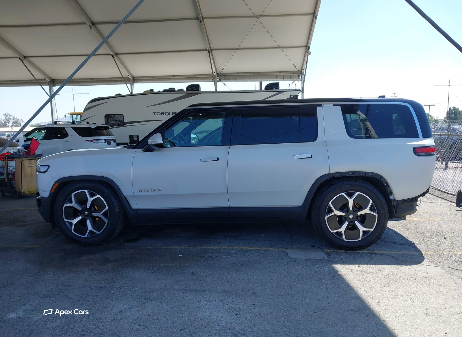 Rivian R1S 2023