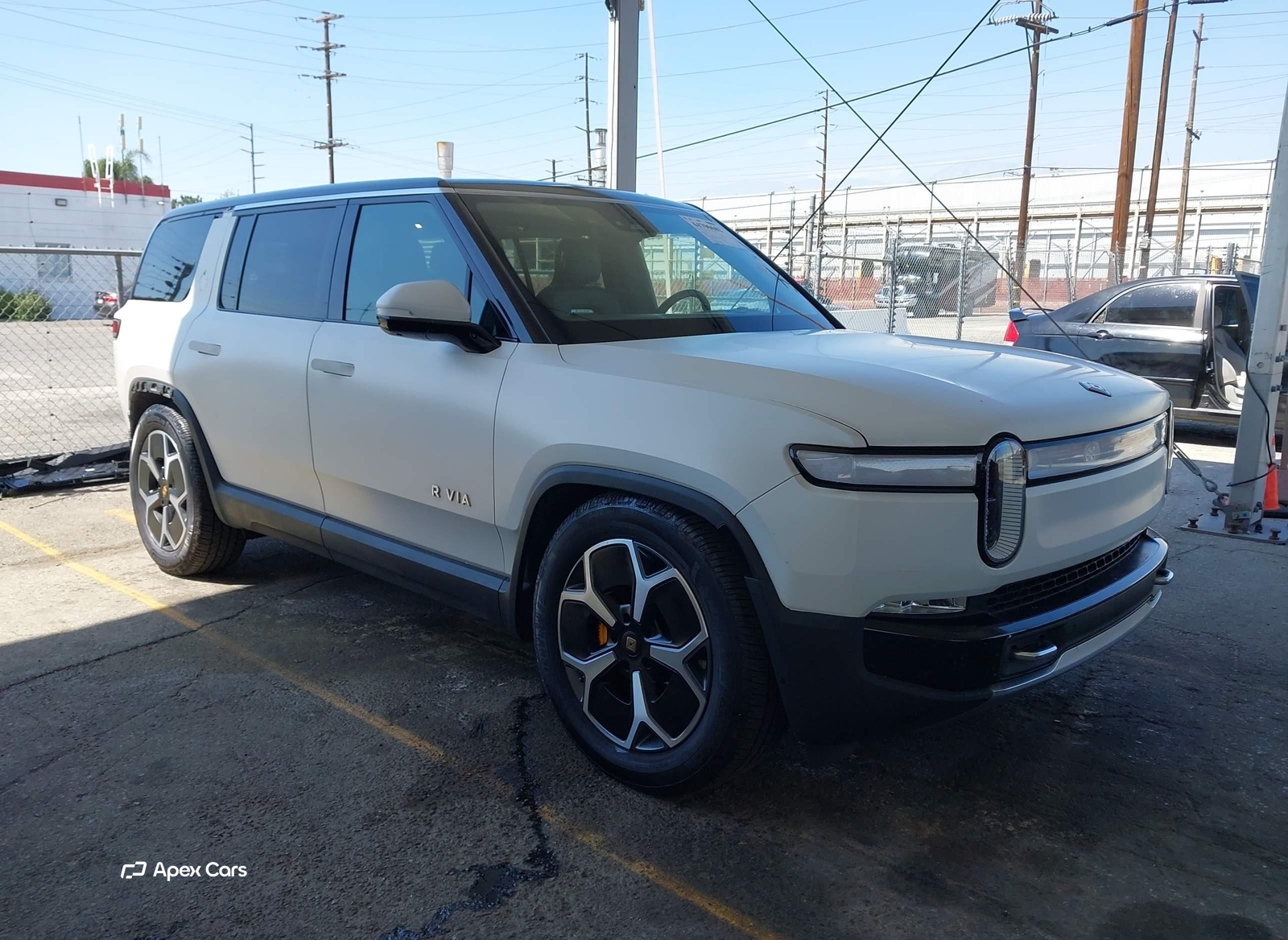 Rivian R1S 2023
