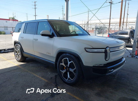 2023 Rivian R1S - Image 1 of 5