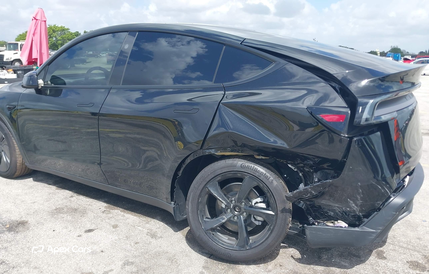 Tesla Model Y 2026