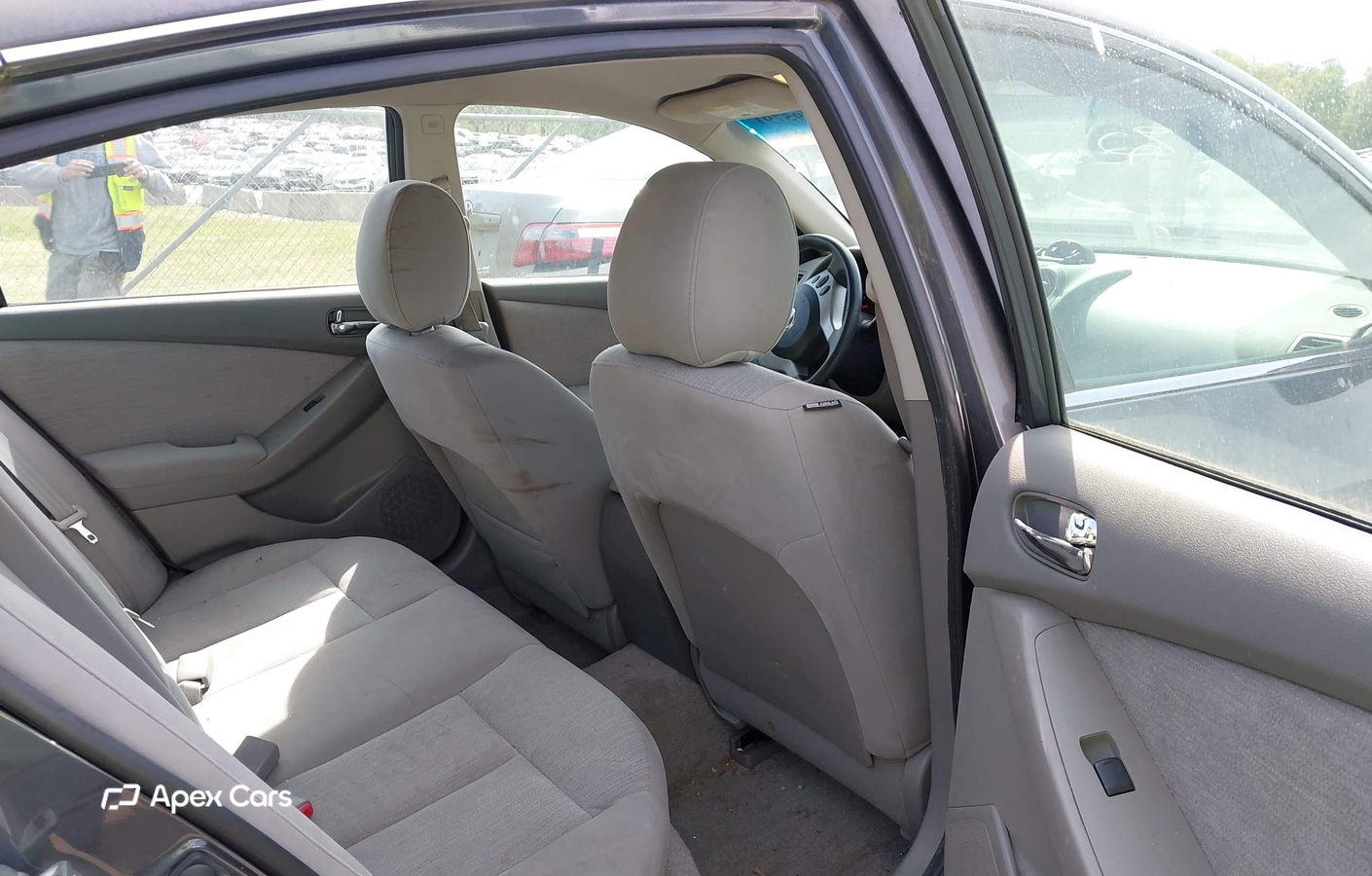 Nissan Altima 2012