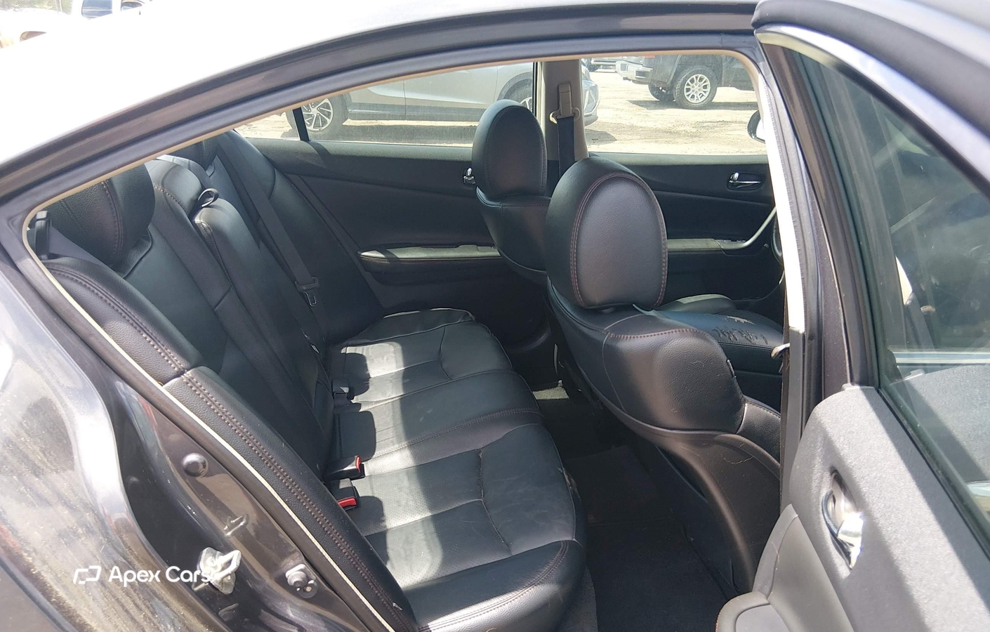 Nissan Maxima 2012