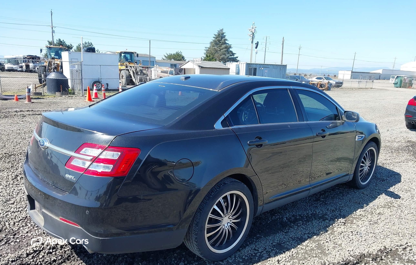 Ford Taurus 2014