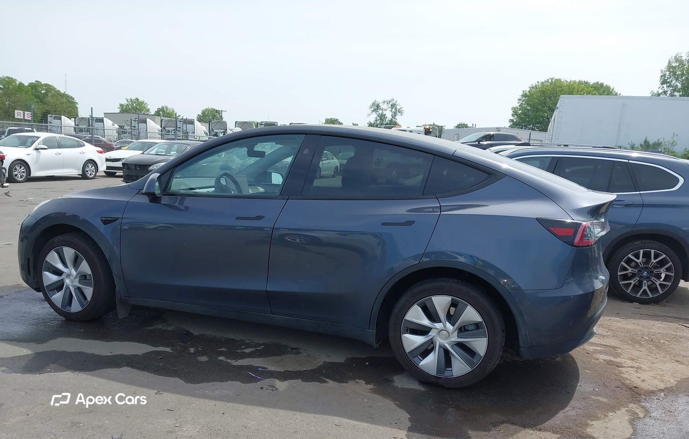 Tesla Model Y 2023