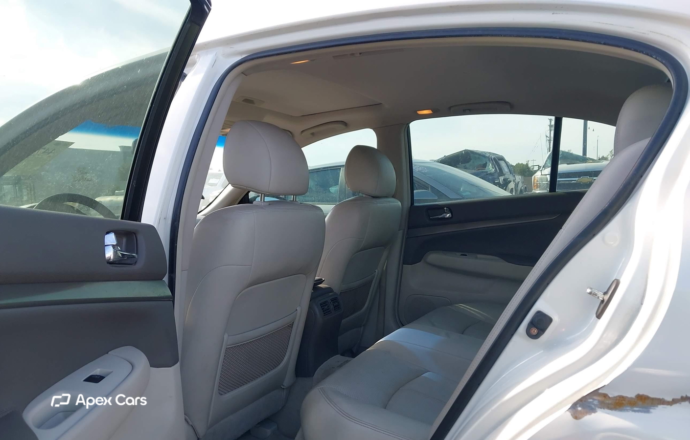 Infiniti G 2012