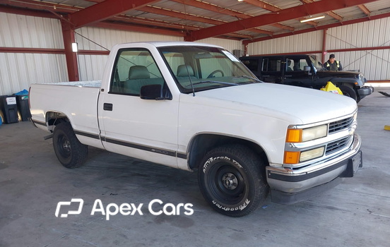 1998 Chevrolet C/K - Image 1 of 5
