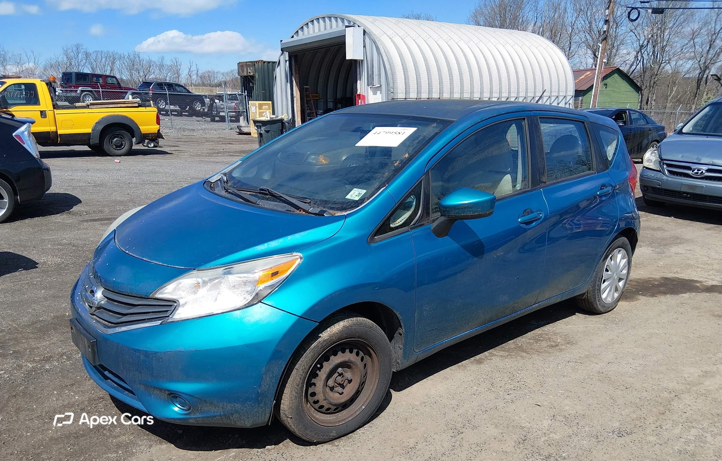 Nissan Versa 2015