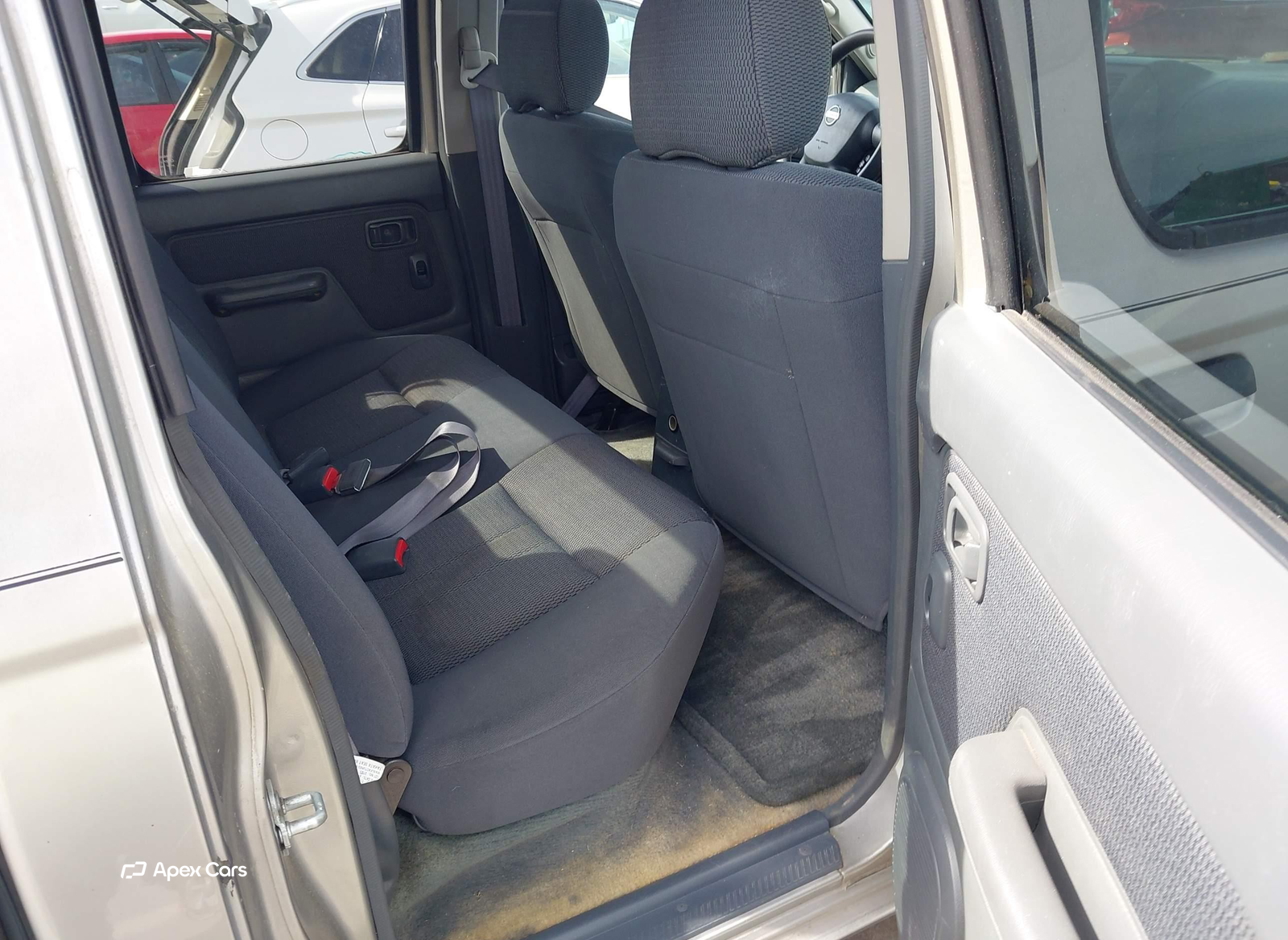 Nissan Navara (Frontier) 2002