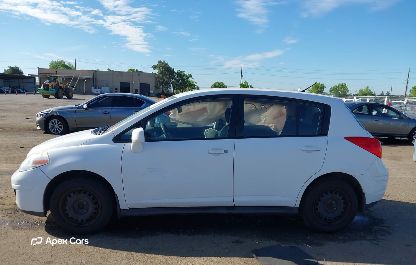 Nissan Versa 2011