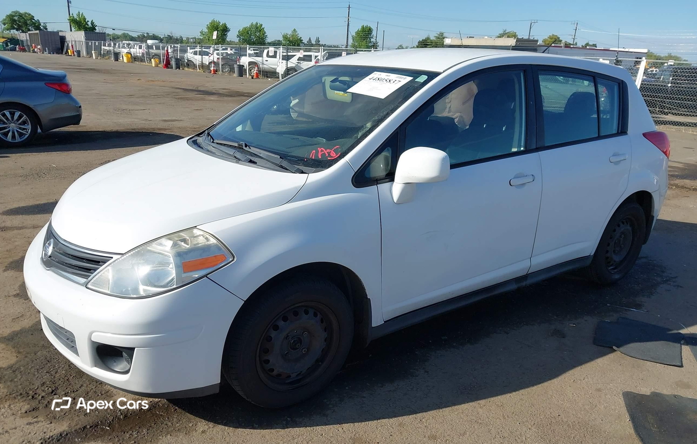 Nissan Versa 2011