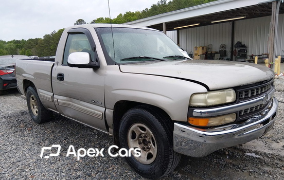 Chevrolet Silverado 2000 - Image 1 of 11