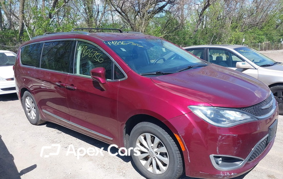 Chrysler Pacifica 2018 - Image 1 of 16