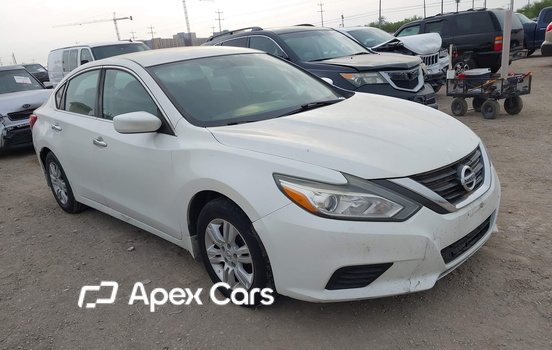 Nissan Altima 2016 - Image 1 of 5