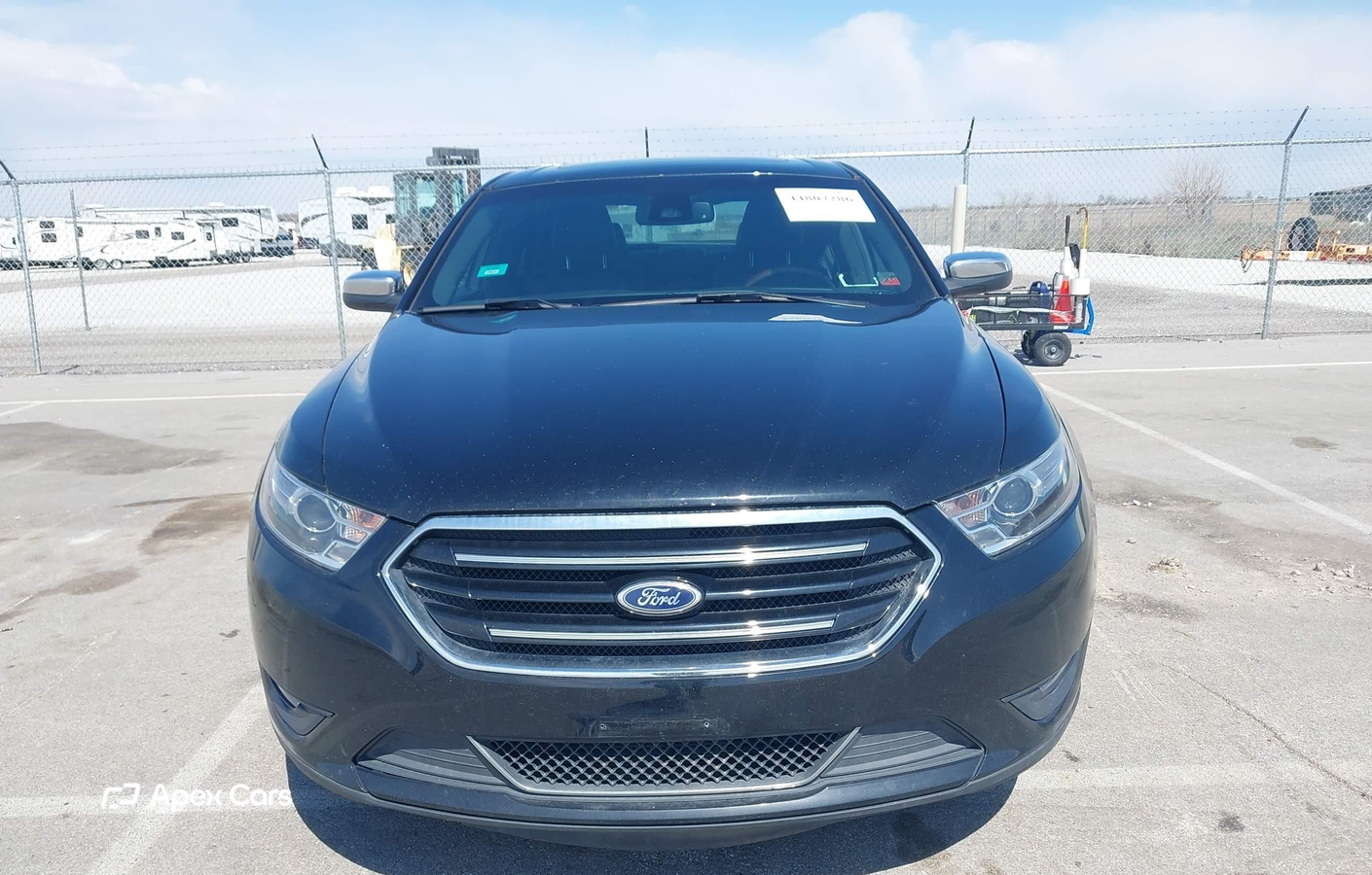 Ford Taurus 2016