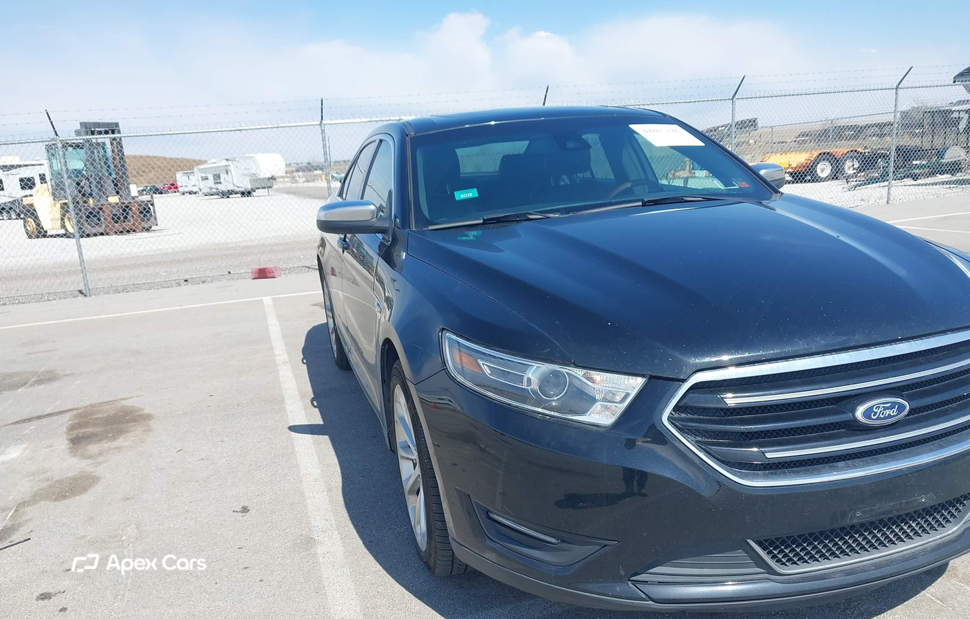 Ford Taurus 2016