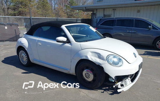 2013 Volkswagen Beetle - Zdjęcie 1 z 20