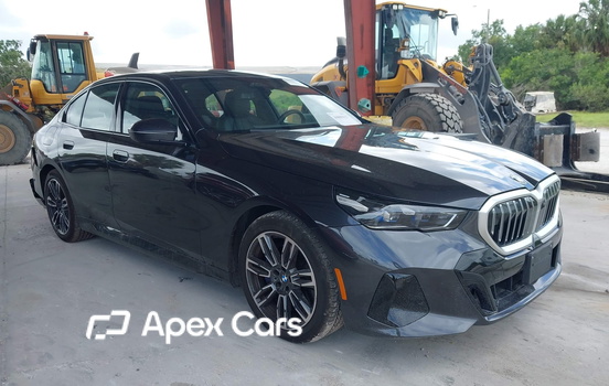 BMW Series 5 2026 - Image 1 of 17