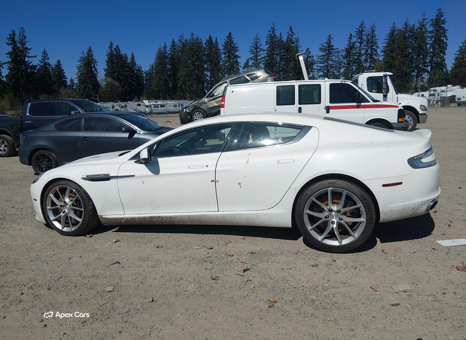 Aston Martin Rapide 2016
