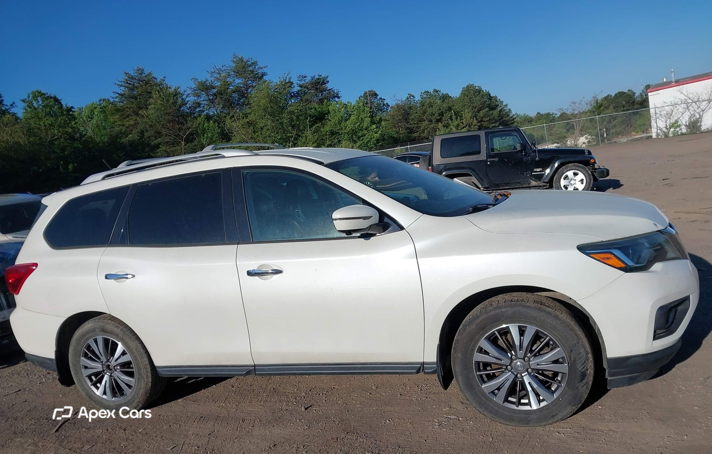 Nissan Pathfinder 2017