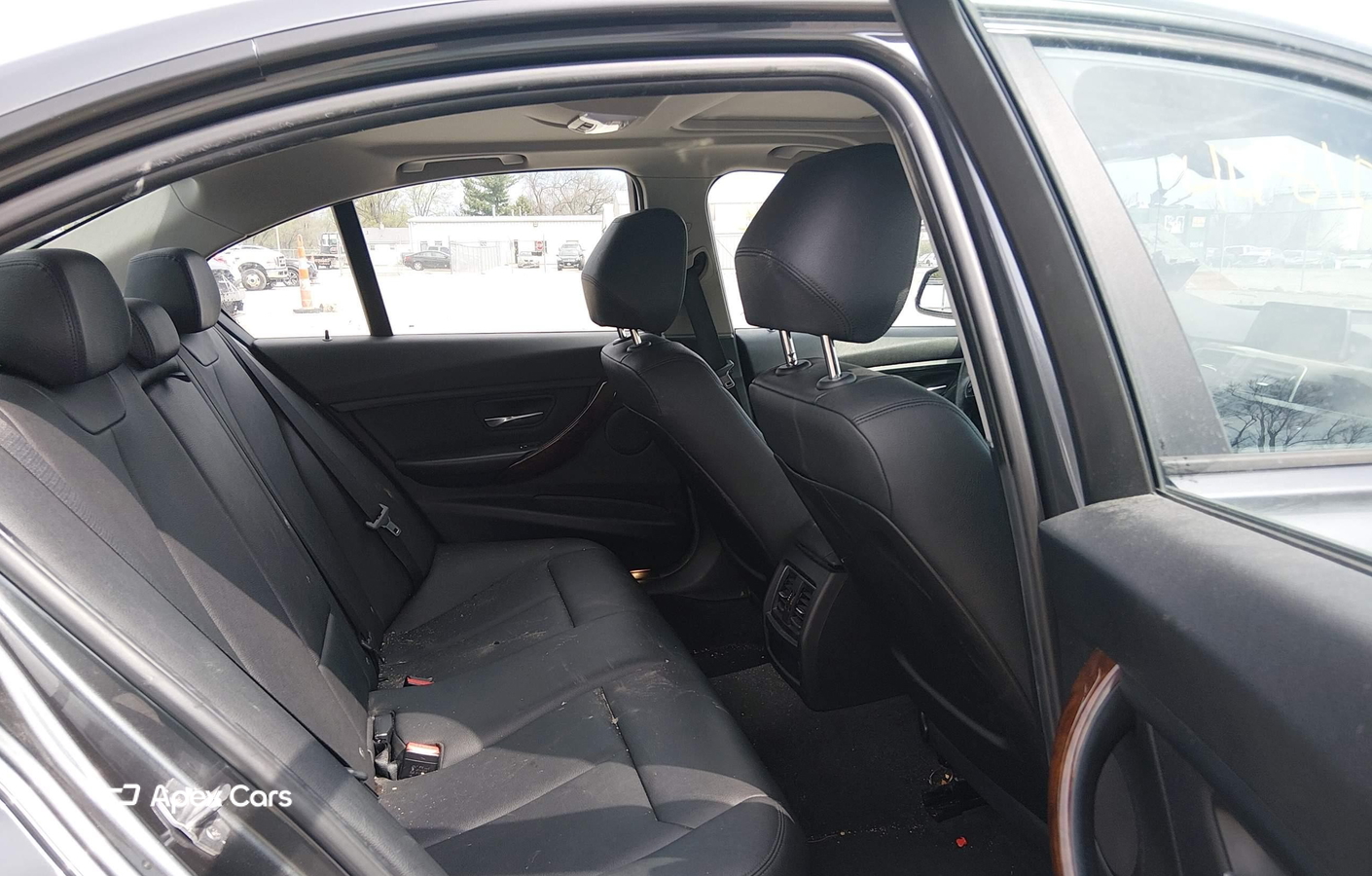 BMW Series 3 2016