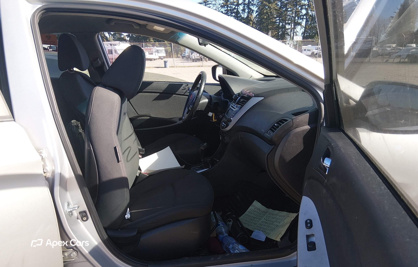 Hyundai Accent 2012