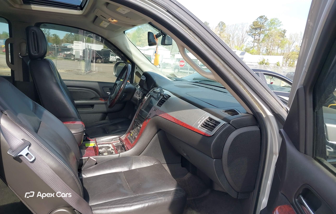 Cadillac Escalade 2011