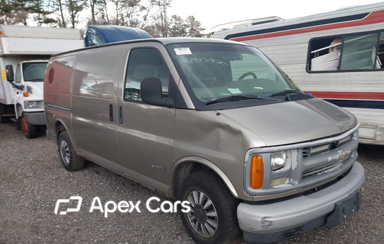 2001 Chevrolet Express - Image 1 of 5