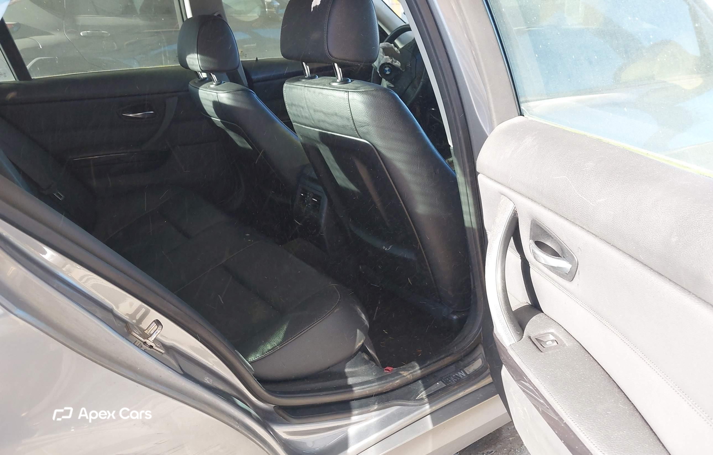 BMW Series 3 2011