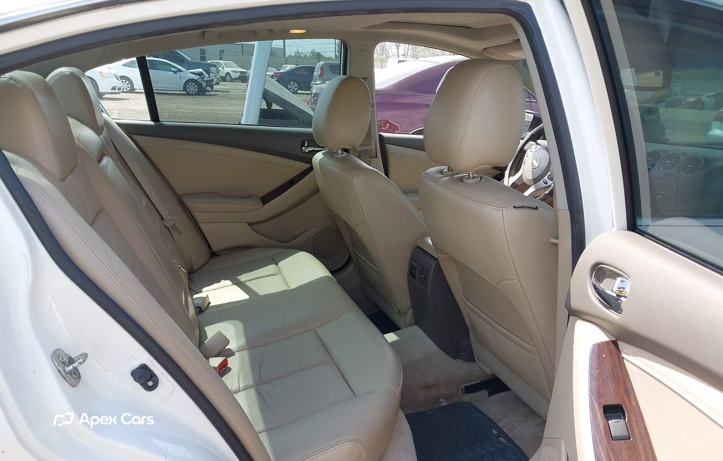 Nissan Altima 2012