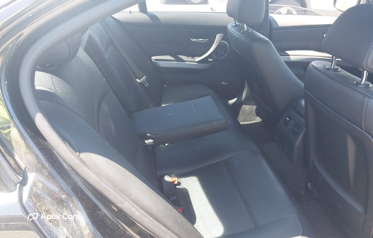 BMW Series 3 2011
