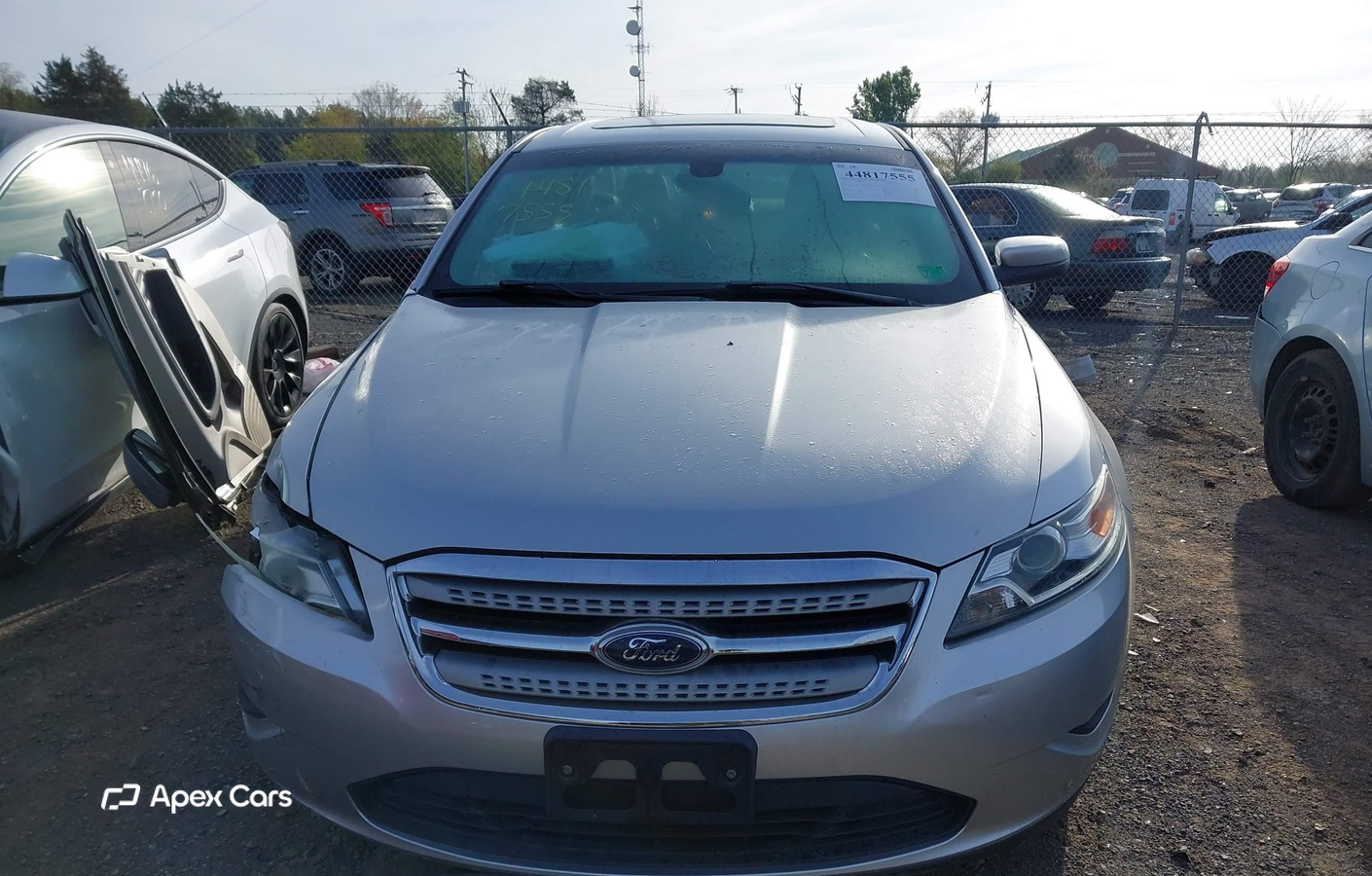 Ford Taurus 2010