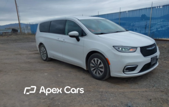 Chrysler Pacifica 2023 - Image 1 of 17