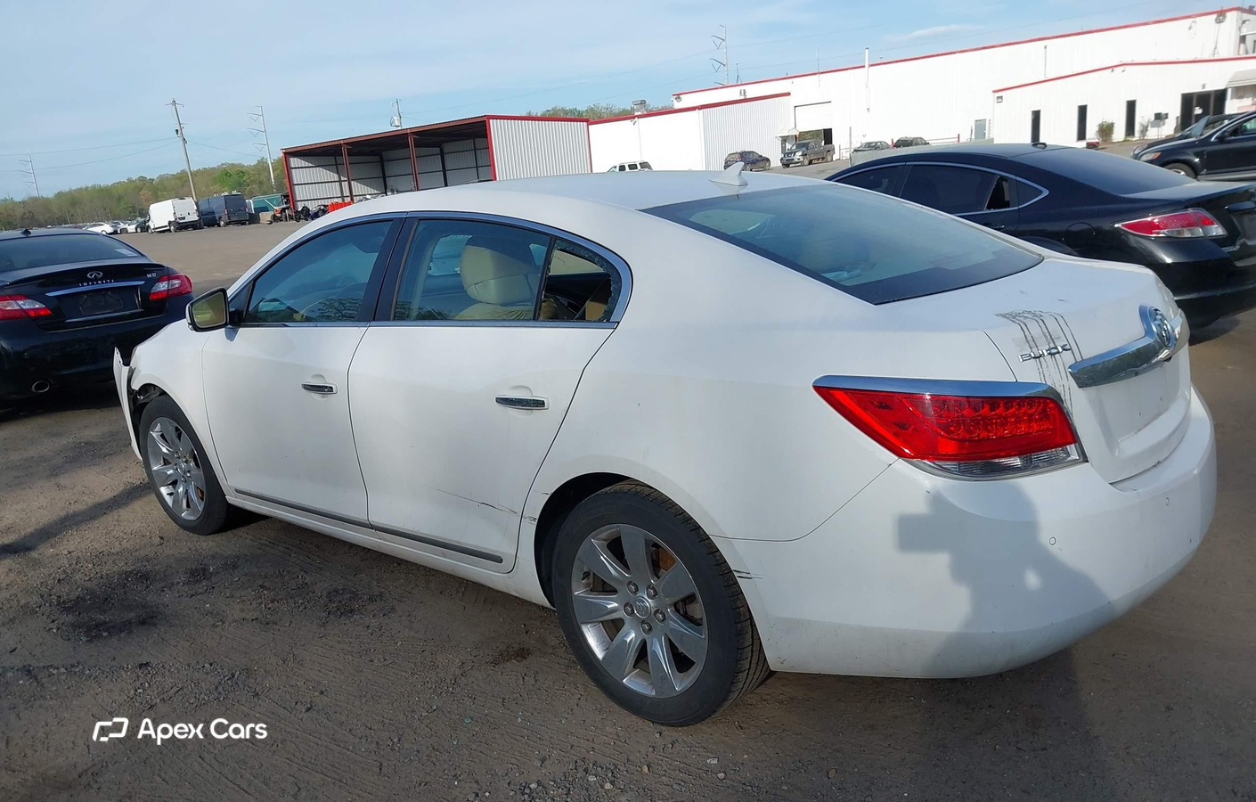 Buick LaCrosse 2011