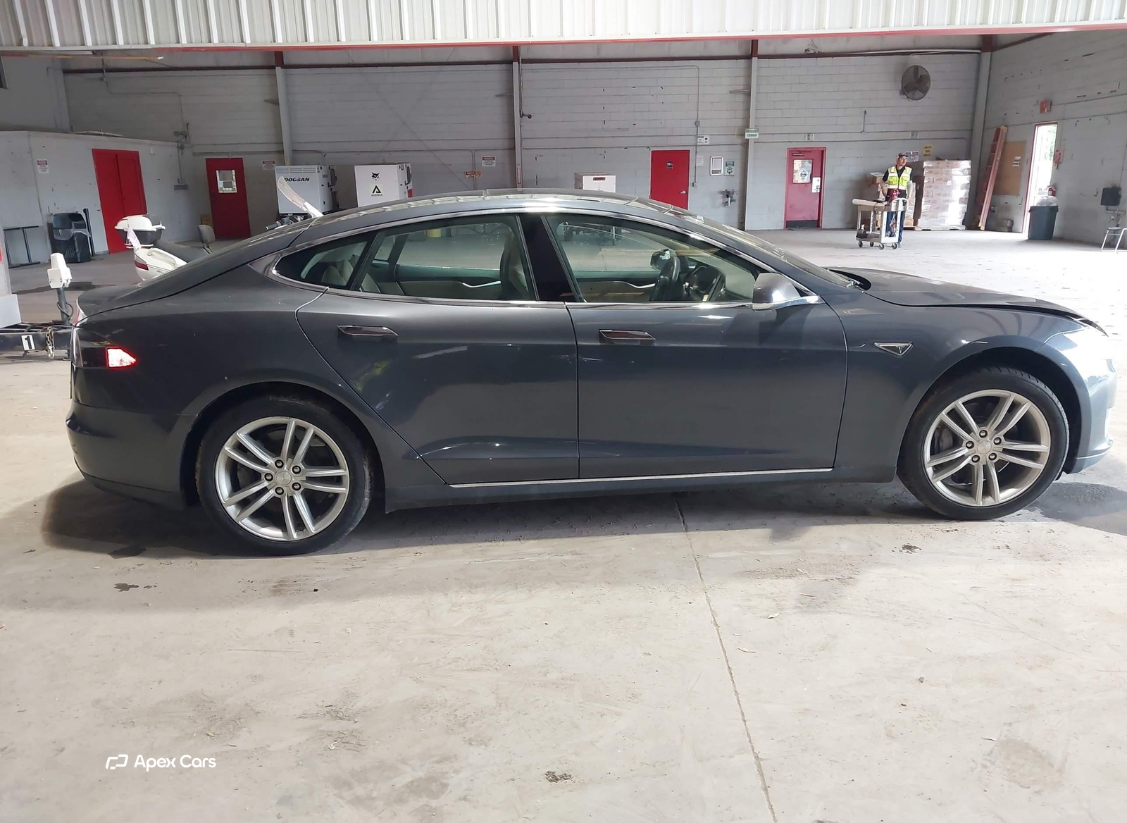Tesla Model S 2014