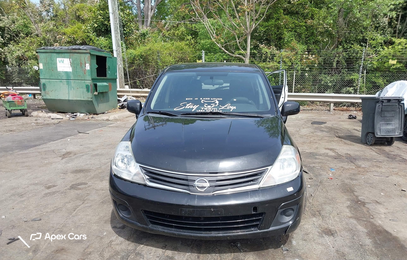 Nissan Versa 2011