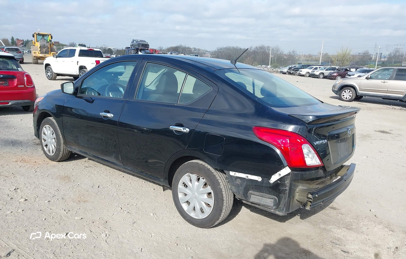 Nissan Versa 2016