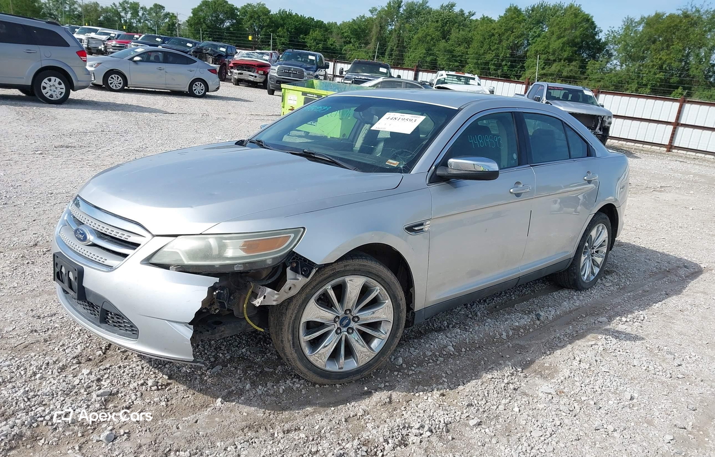 Ford Taurus 2011
