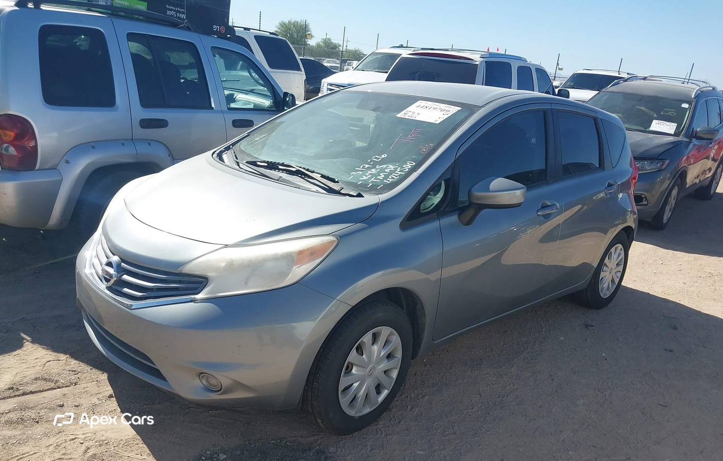 Nissan Versa 2015