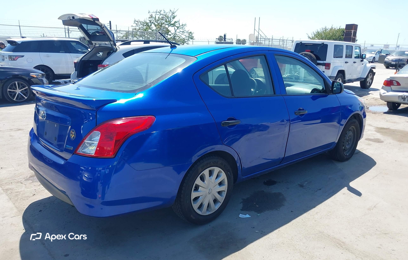 Nissan Versa 2015