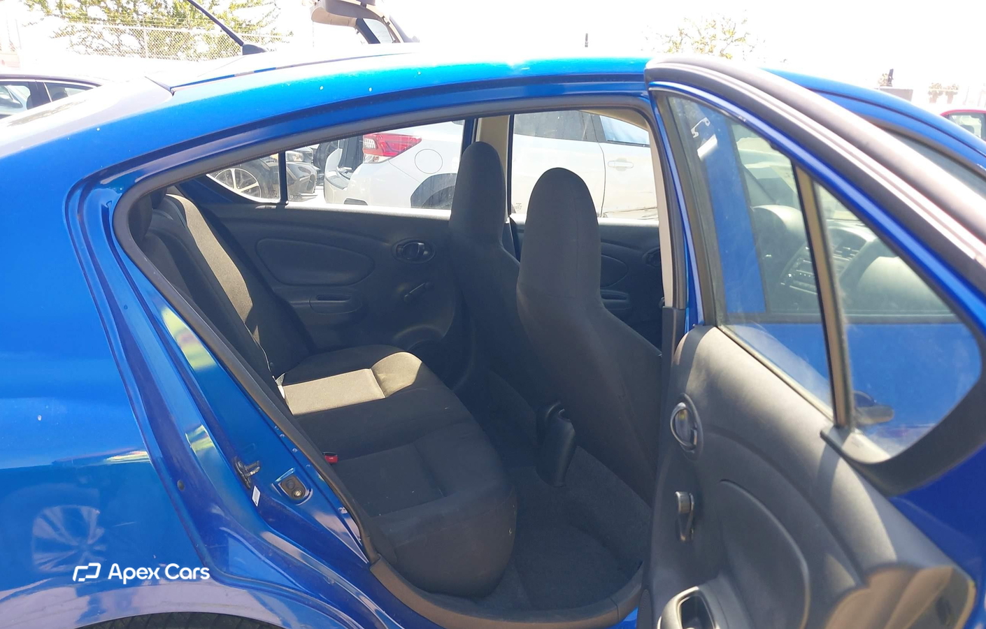 Nissan Versa 2015