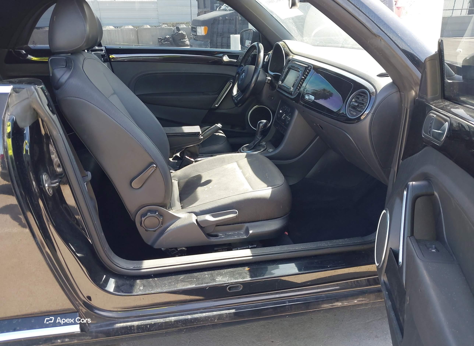 Volkswagen Beetle 2014