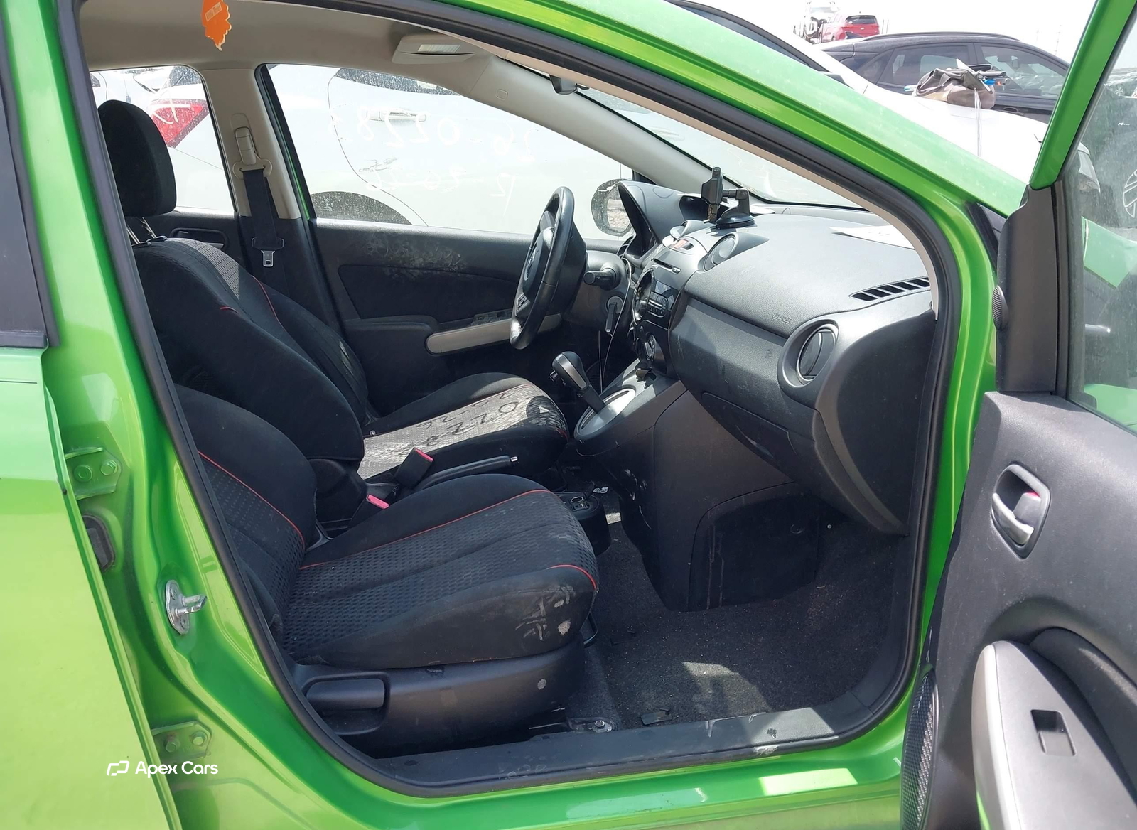 Mazda 2 2013