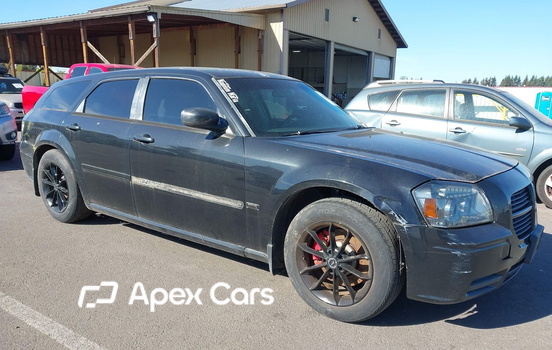 2005 Dodge Magnum - Image 1 of 5