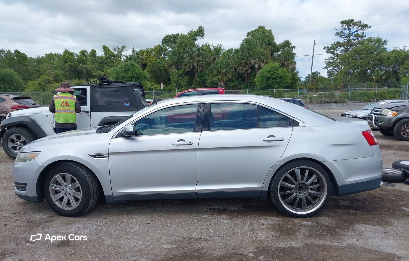 Ford Taurus 2013